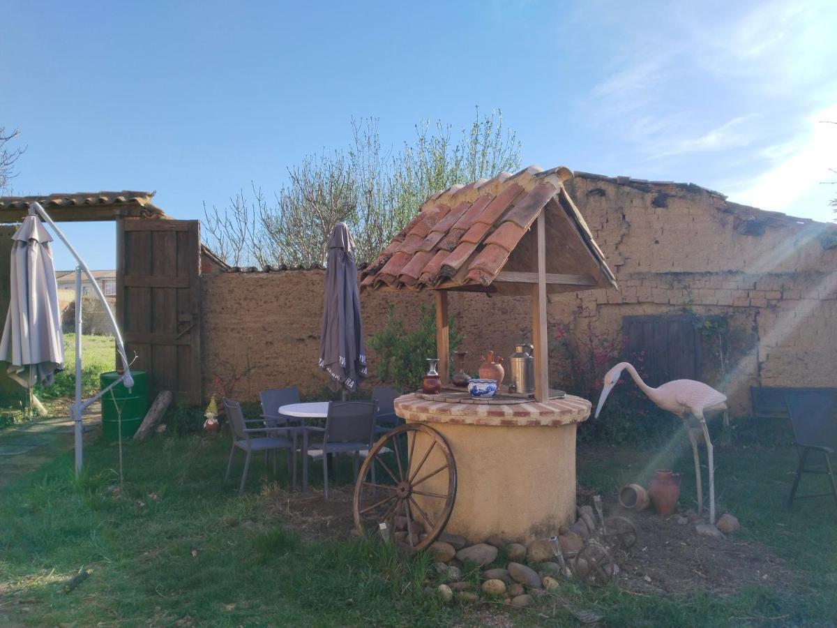 Las Hadas Albergue -Solo Para Peregrinos - Vegano -Bar Reliegos 외부 사진